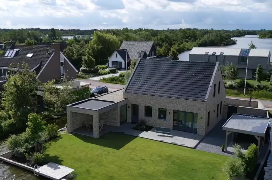 Voorweg 99