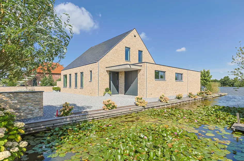 Voorweg 99