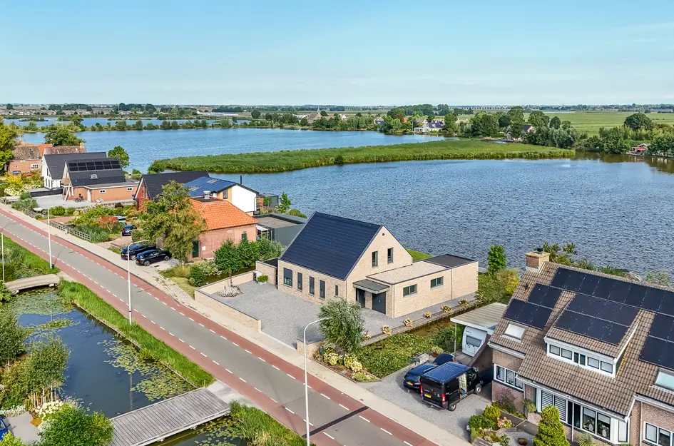 Voorweg 99