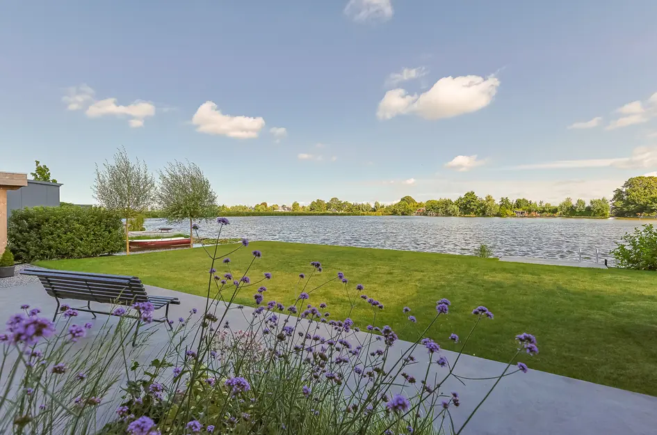 Voorweg 99