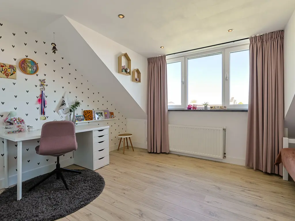 Plantsoen 29, ZEVENHOVEN