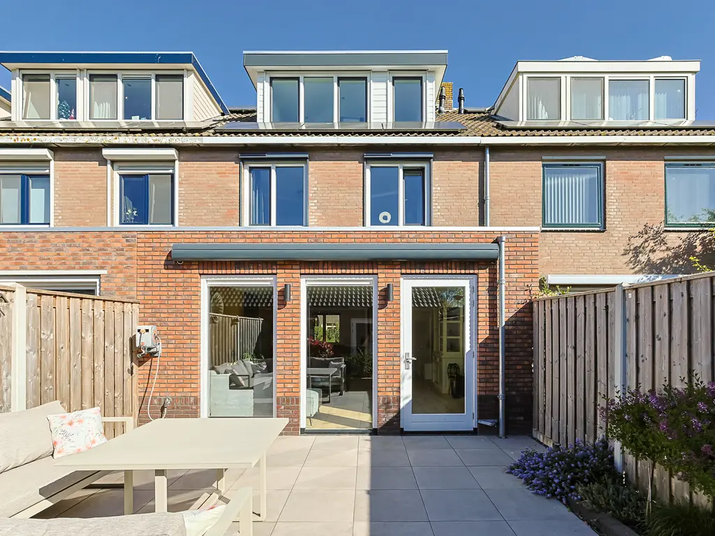 Plantsoen 29, ZEVENHOVEN
