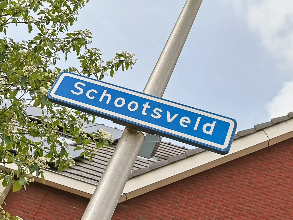 Schootsveld 13, UITHOORN