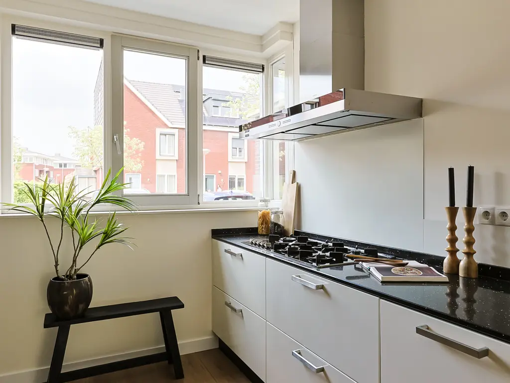 Schootsveld 13, UITHOORN