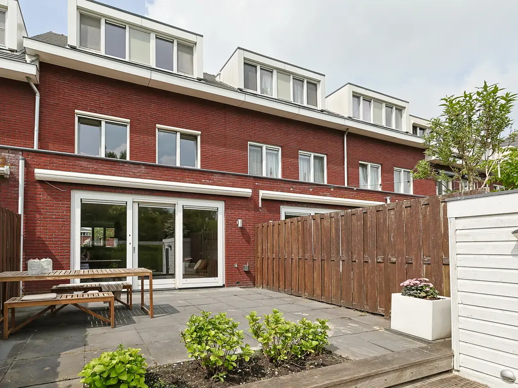 Schootsveld 13, UITHOORN