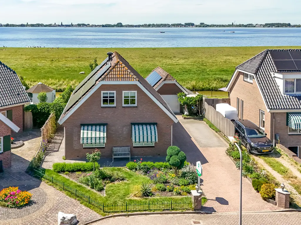 Suyderbon 46, RIJNSATERWOUDE