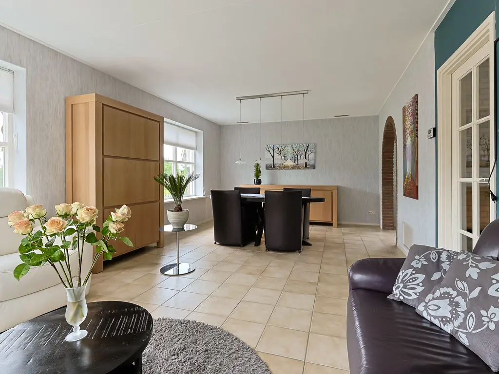 Suyderbon 46, RIJNSATERWOUDE