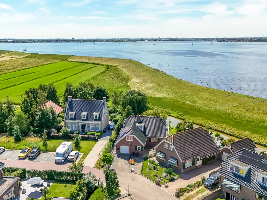 Suyderbon 46, RIJNSATERWOUDE