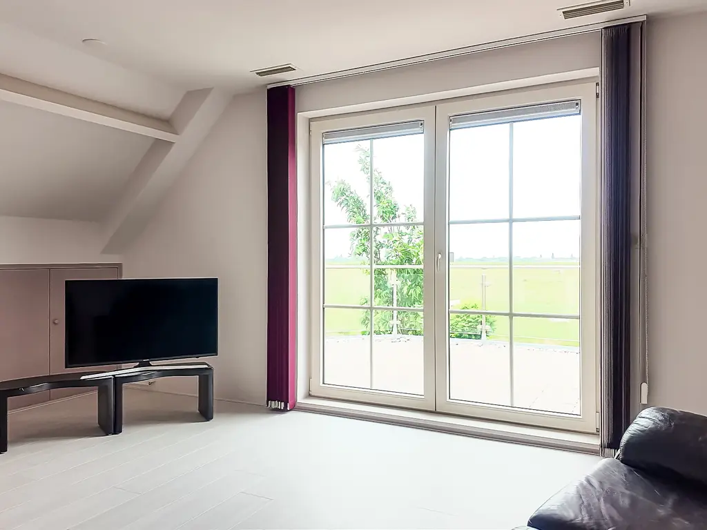 Suyderbon 46, RIJNSATERWOUDE