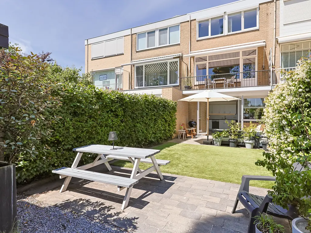 Stortenbekerstraat 55, NIEUWKOOP