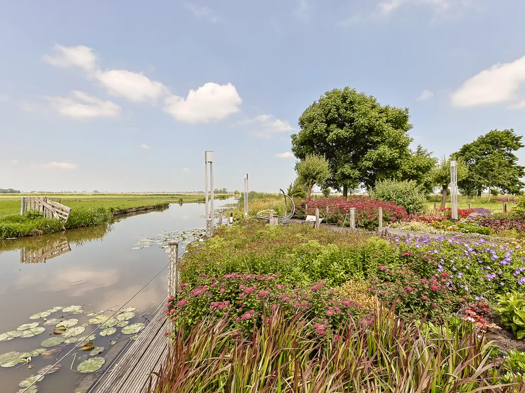 Aambeeld 13, NIEUWKOOP