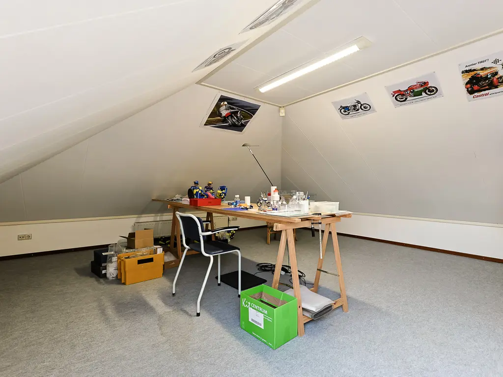 Aambeeld 13, NIEUWKOOP