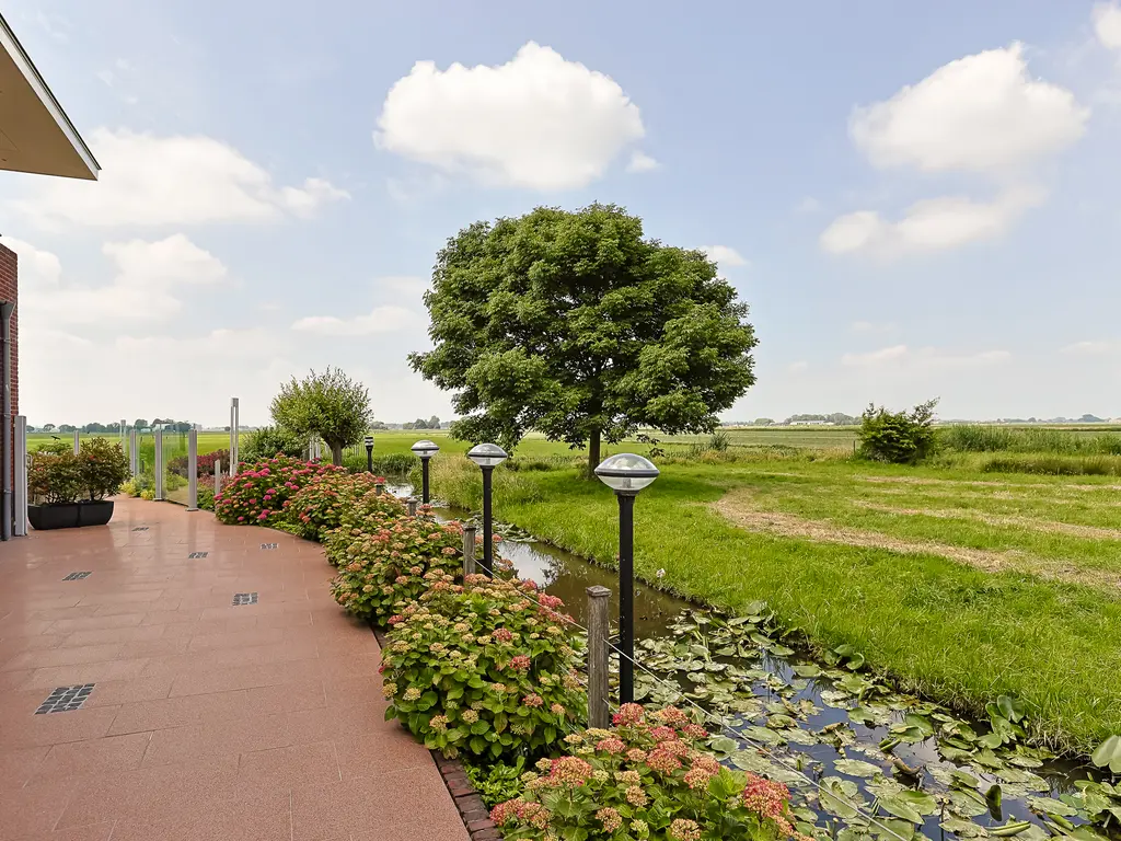 Aambeeld 13, NIEUWKOOP