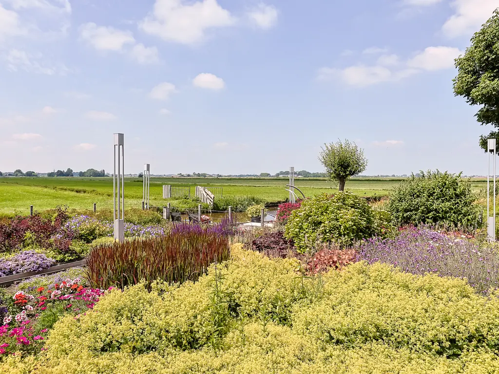 Aambeeld 13, NIEUWKOOP