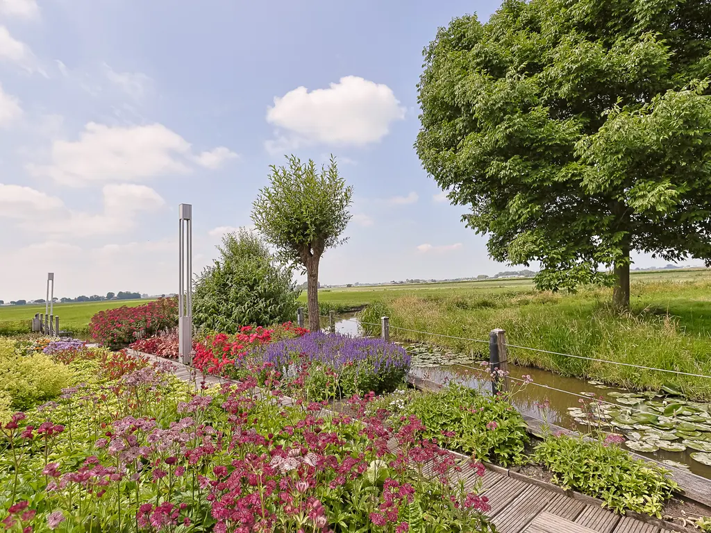 Aambeeld 13, NIEUWKOOP
