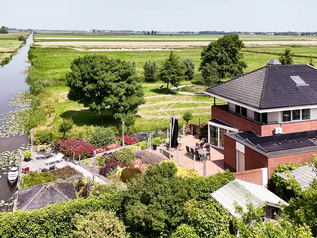 Aambeeld 13, NIEUWKOOP