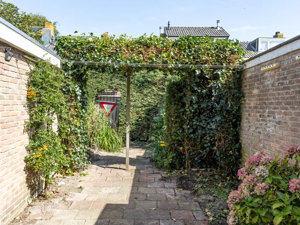 Wilhelminalaan 28, NIEUWKOOP