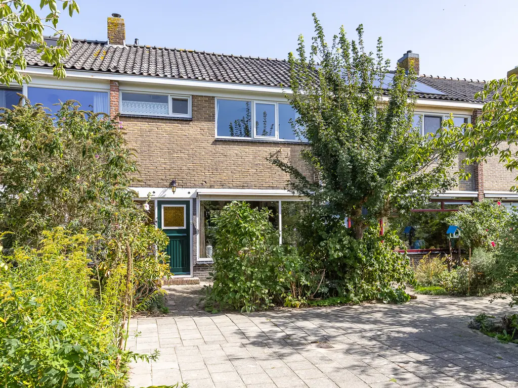 Wilhelminalaan 28, NIEUWKOOP