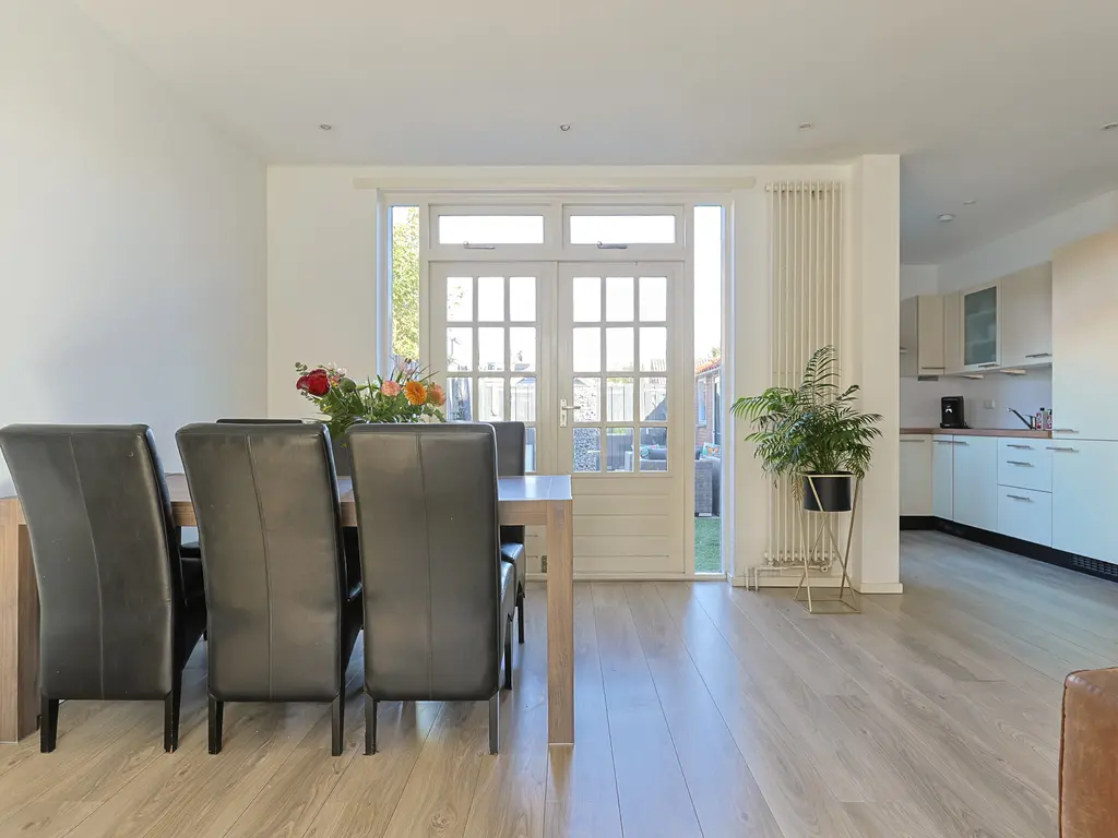 Schoterstraat 8, ZEVENHOVEN
