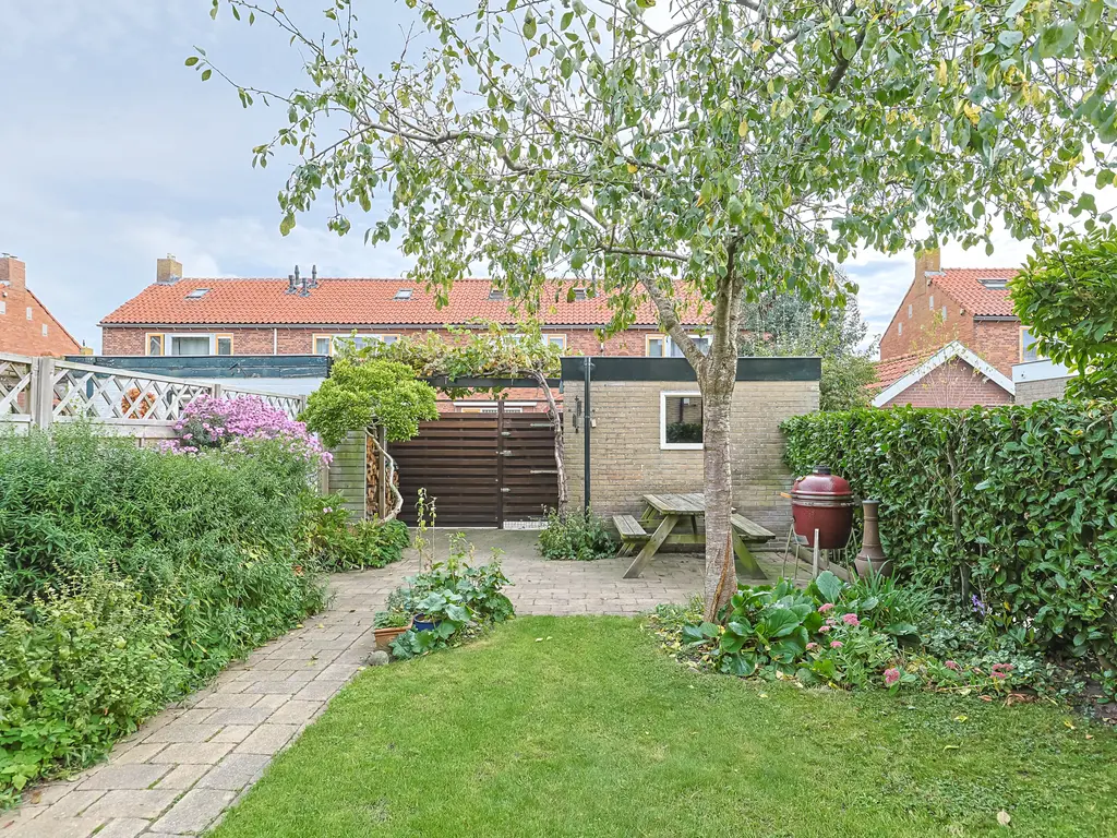 Vrijenhoek 8, ZEVENHOVEN