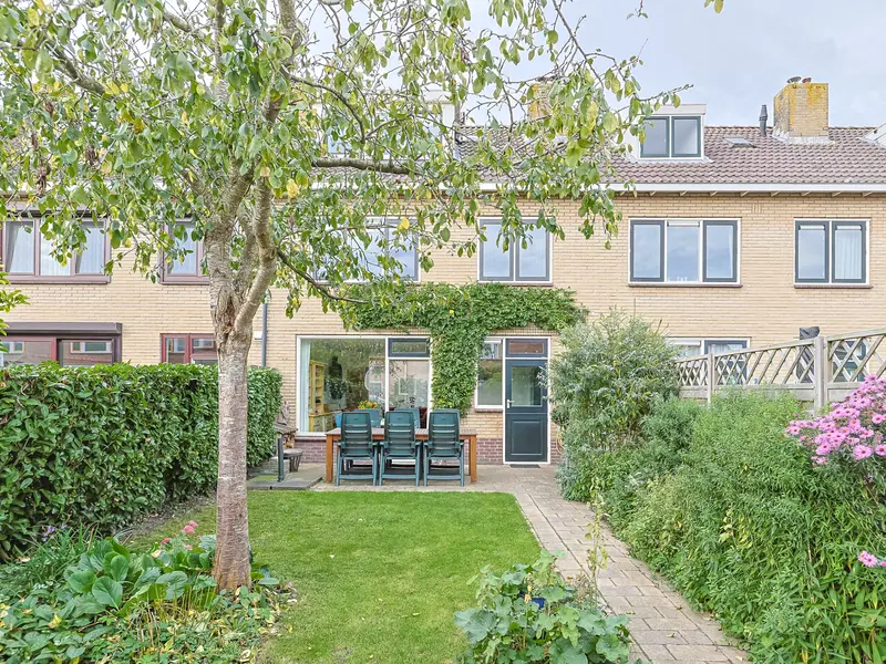 Vrijenhoek 8, ZEVENHOVEN