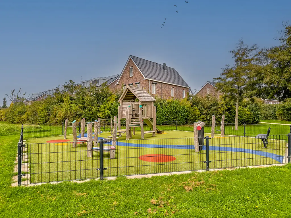 Veldesdoorn 23, NIEUWVEEN