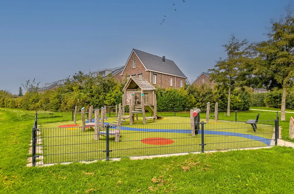 Veldesdoorn 23