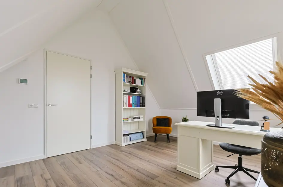 Veldesdoorn 23