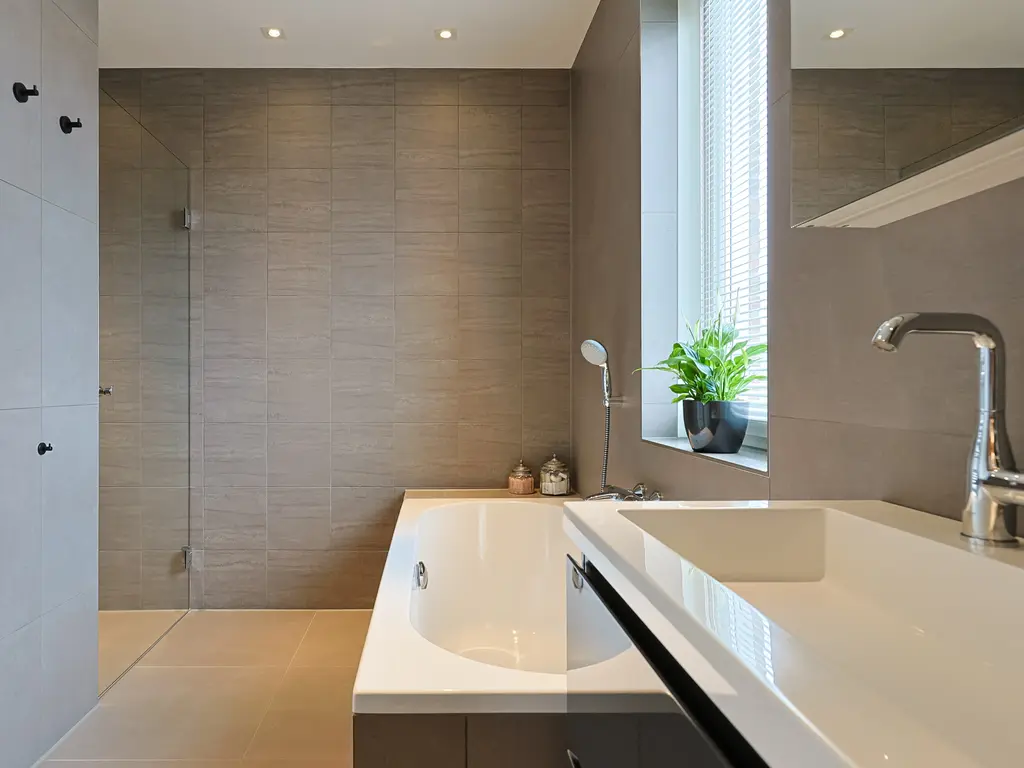 Veldesdoorn 23, NIEUWVEEN