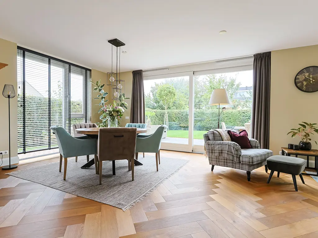 Veldesdoorn 23, NIEUWVEEN