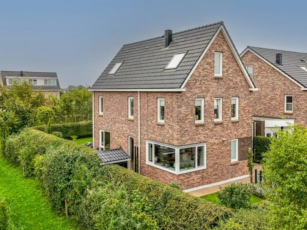 Veldesdoorn 23, NIEUWVEEN