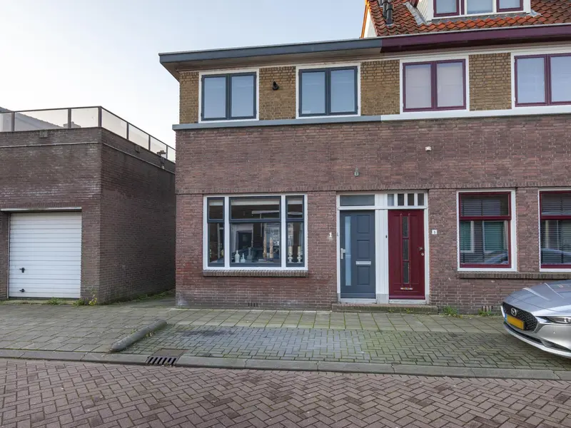 Staringstraat 1, GOUDA