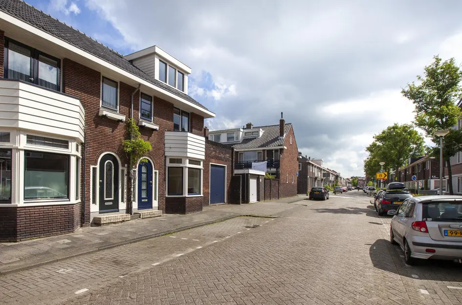 Eerste Hieronymus van Alphenstraat 5