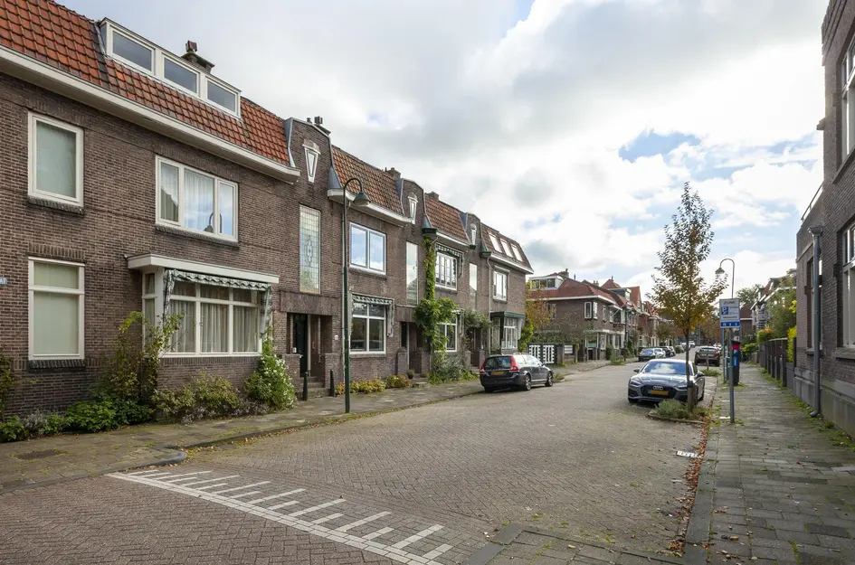 van Swietenstraat 26