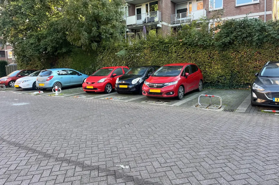 Ronsseweg (parkeerplaats 133) 