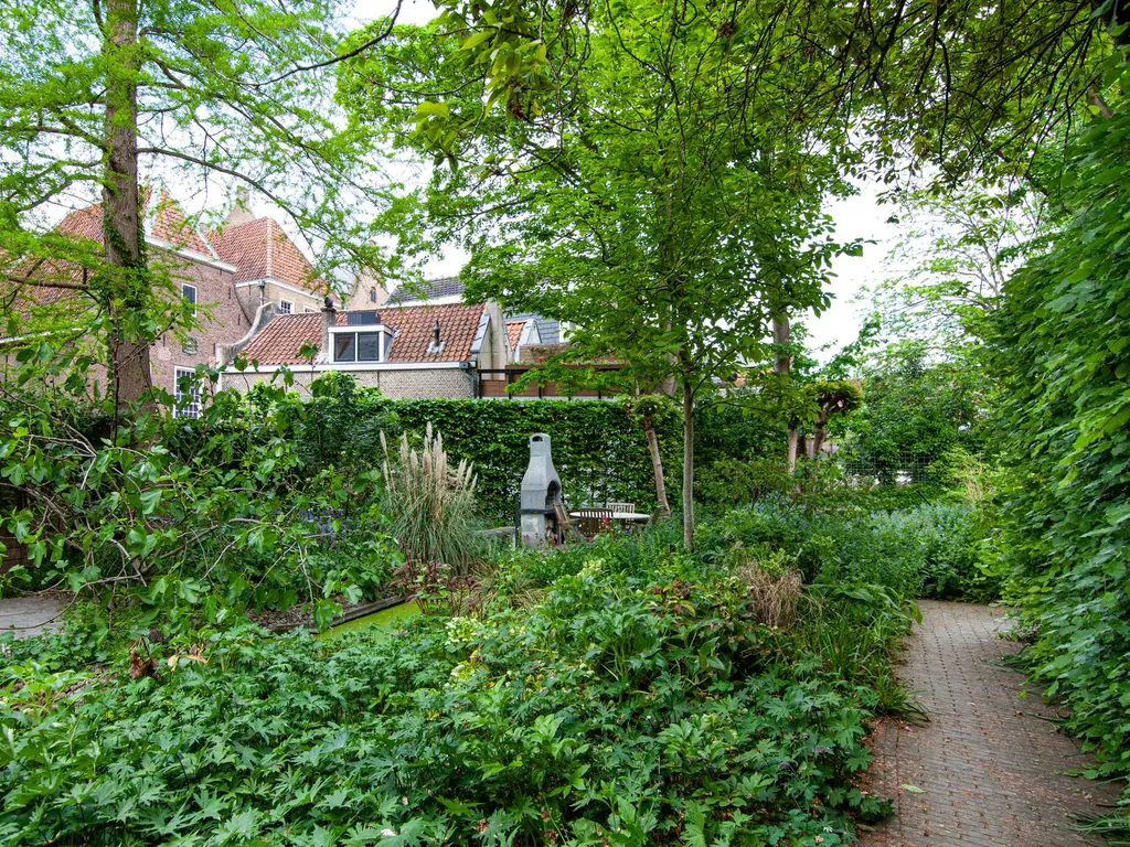Oosthaven 14, GOUDA