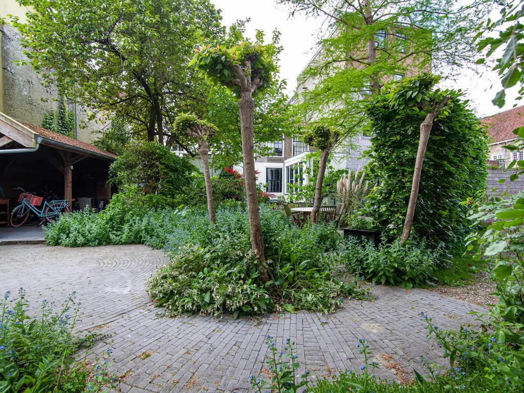 Oosthaven 14, GOUDA