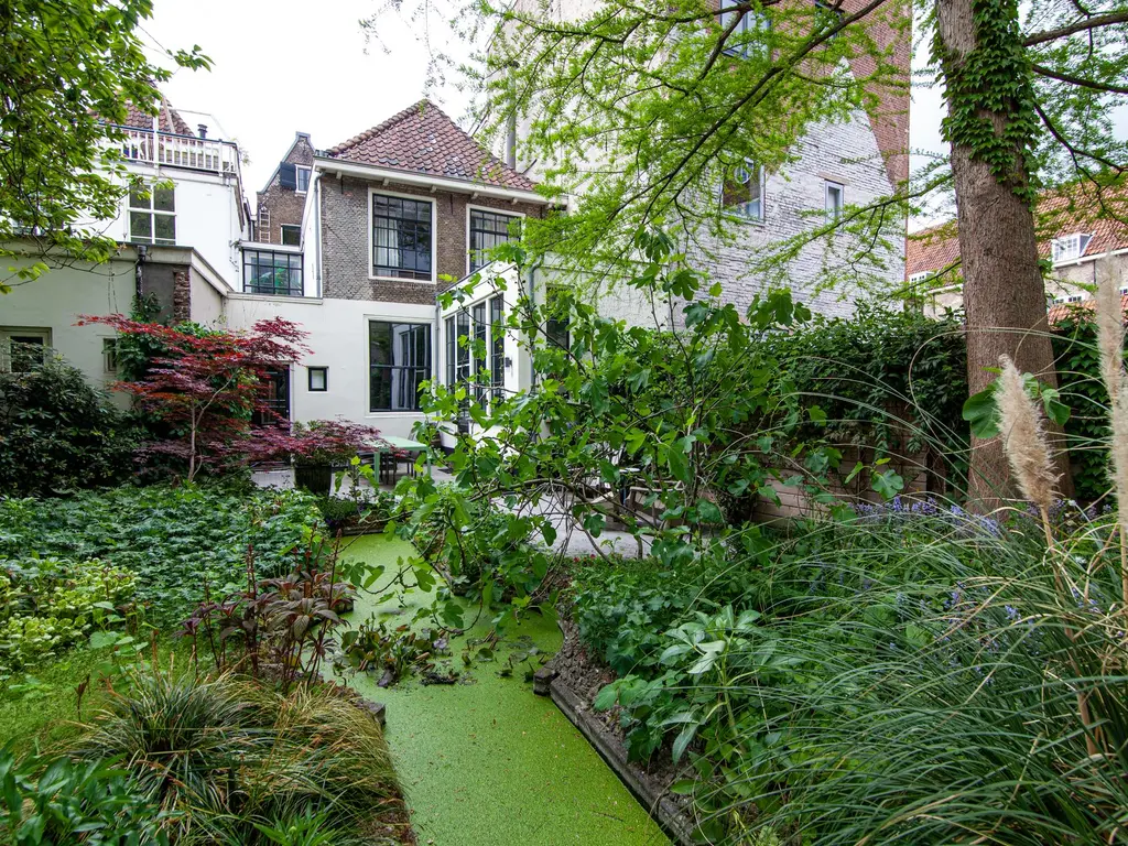 Oosthaven 14, GOUDA