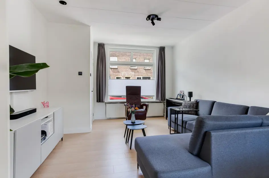 Graaf van Bloisstraat 58