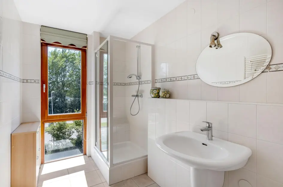 Breevaarthoek 36