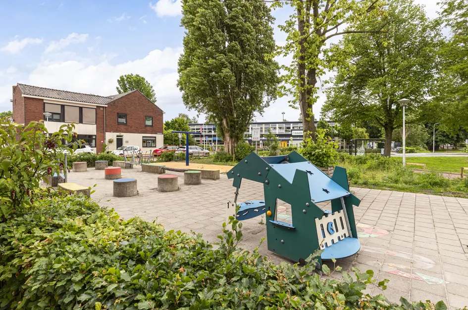 Oranjeplein 12