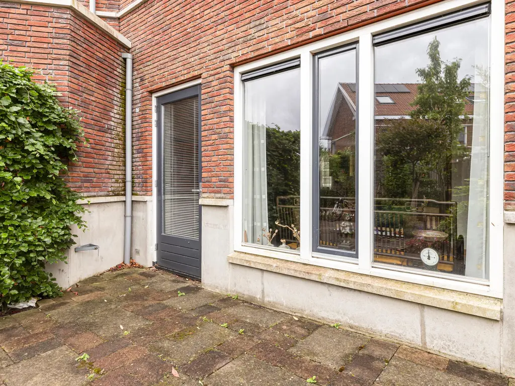 Oranjeplein 12, GOUDA