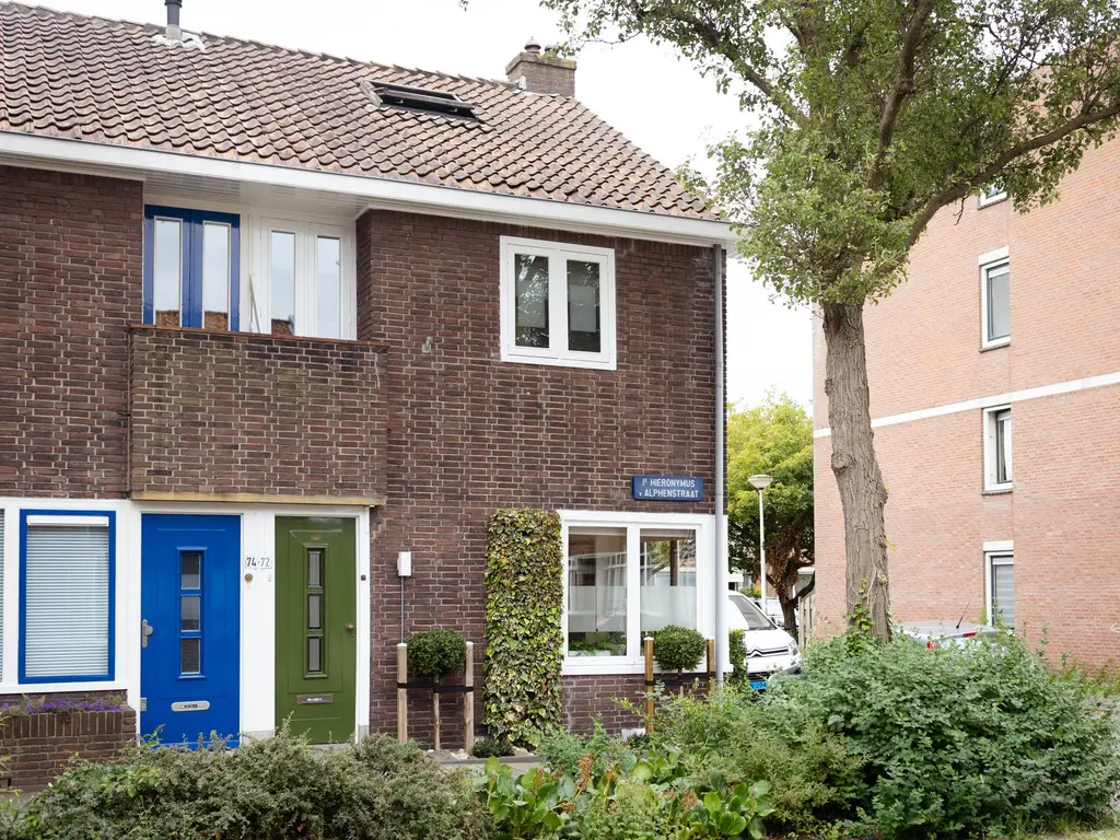 Eerste Hieronymus van Alphenstraat 72, GOUDA