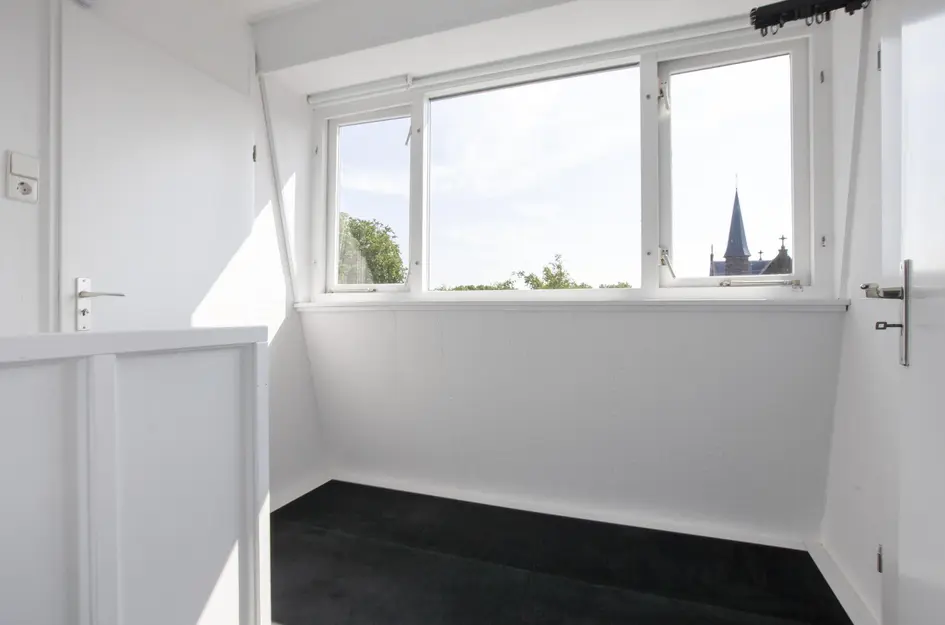 Warmoezierskade 22