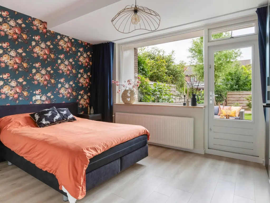 Anna van Hensbeeksingel 202, GOUDA