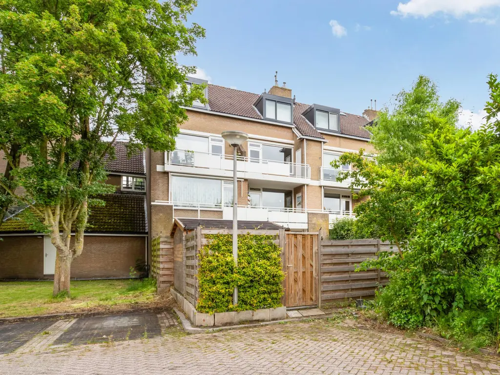 Anna van Hensbeeksingel 202, GOUDA