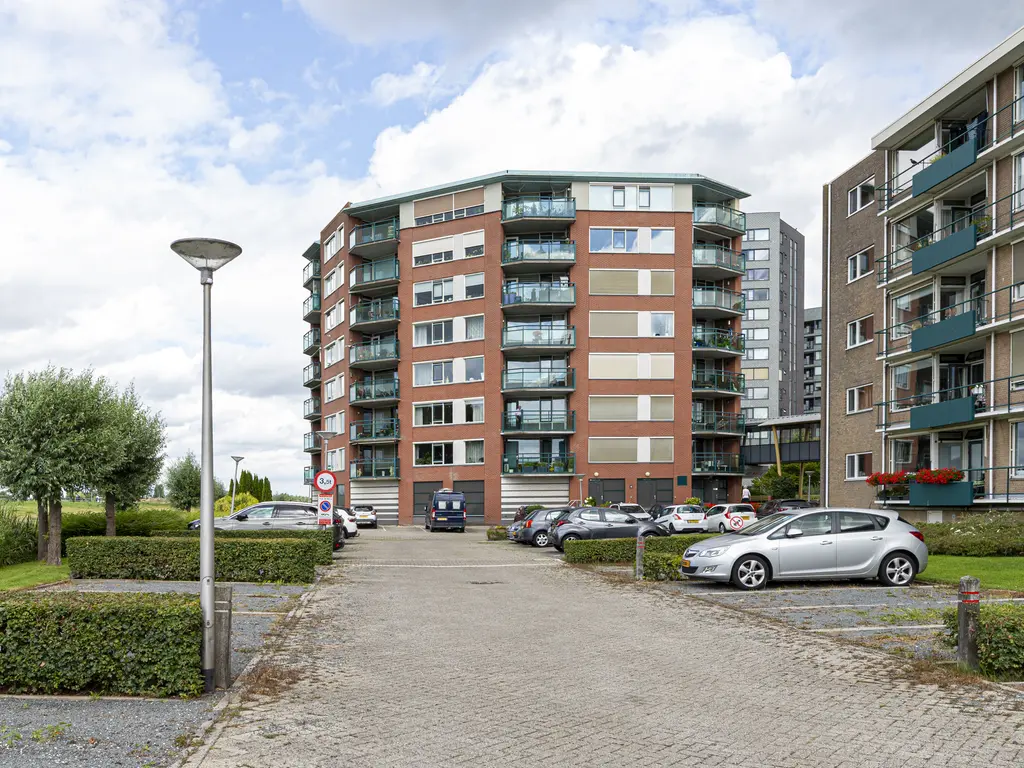 Bernhardhof 613, GOUDA