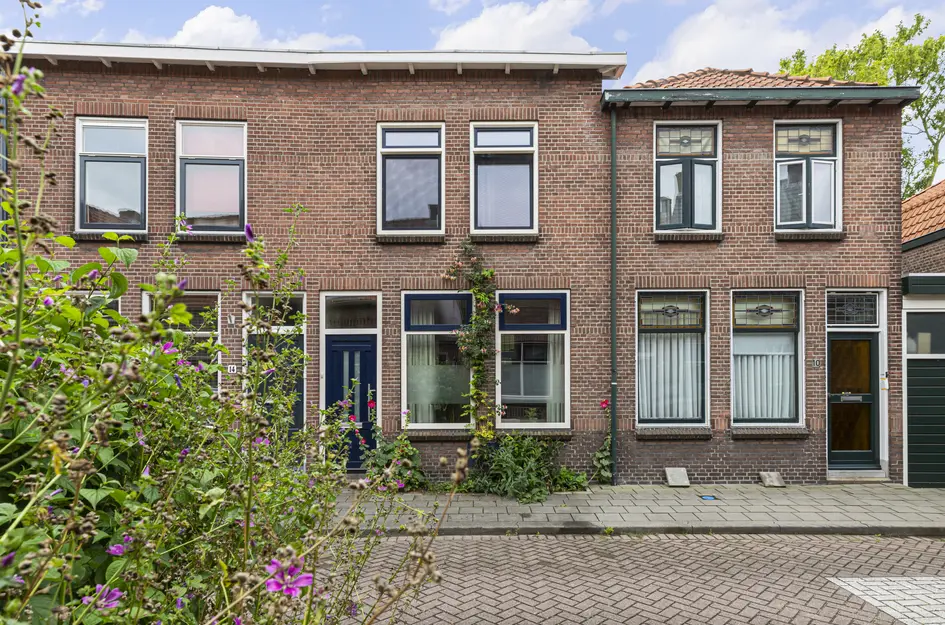 Mr. D.J. van Heusdestraat 12