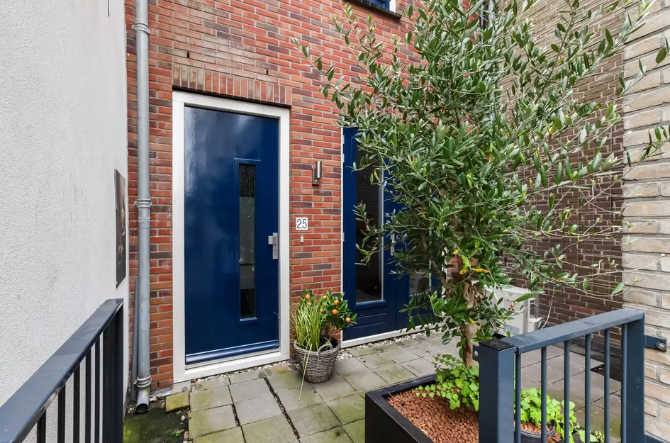 Kazernestraat 25