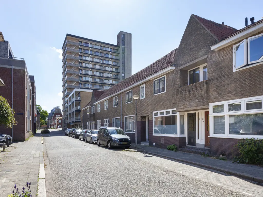 Eerste kade 7, GOUDA